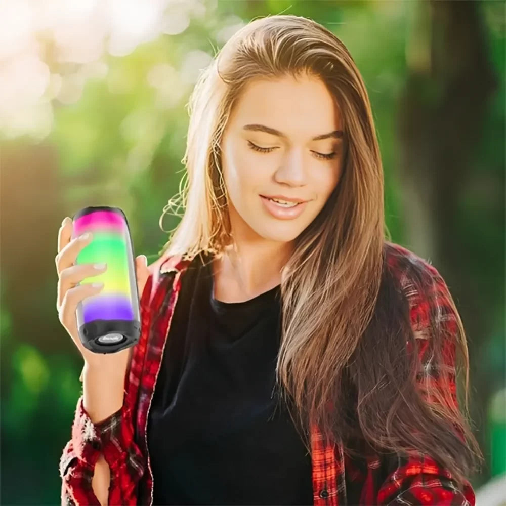 Budi SP05B Bluetooth Speaker with 4000mAh Battery